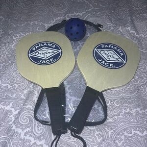 Panama Jack Pickle/Paddle Ball Set w/ Ball & Carry bag.